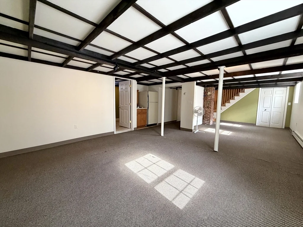 31 Oakley Rd, Watertown