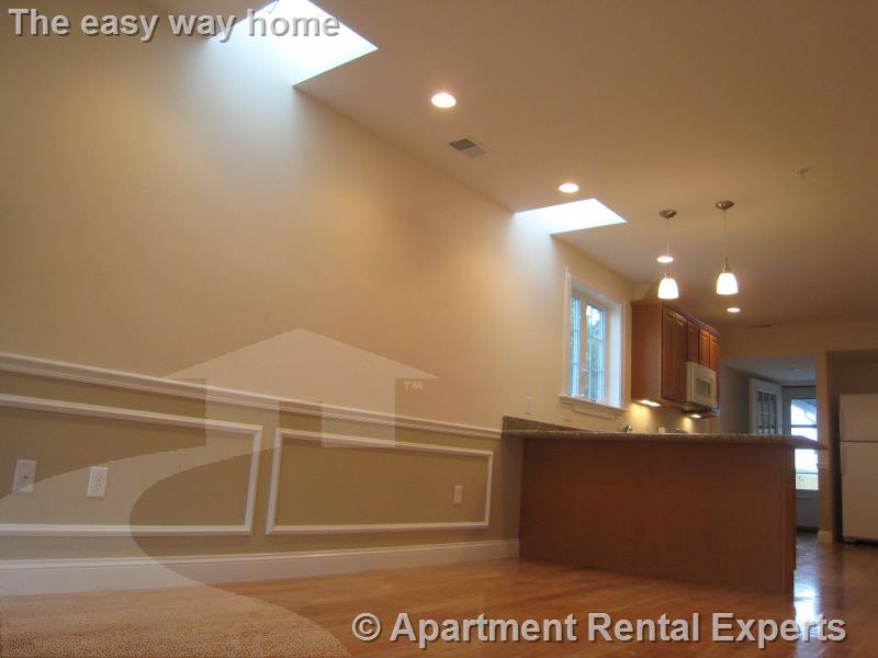 614 Main St, Magoun Square