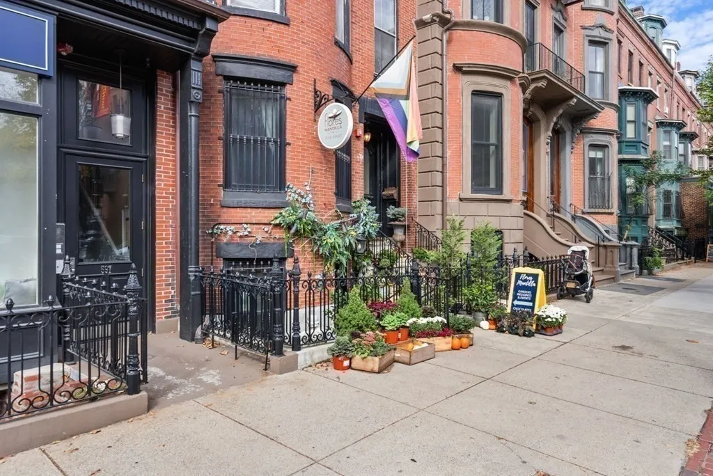 597 Tremont St, South End