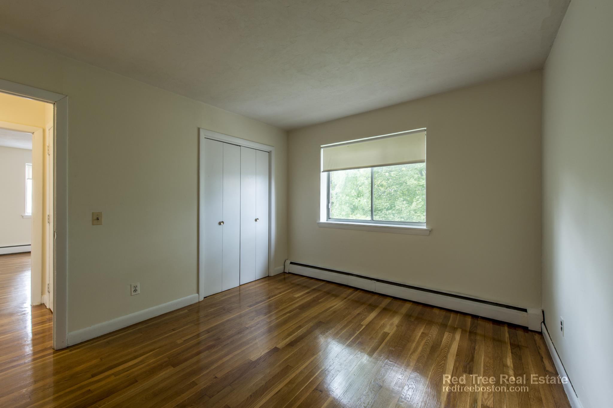 88 Gardner St, Allston