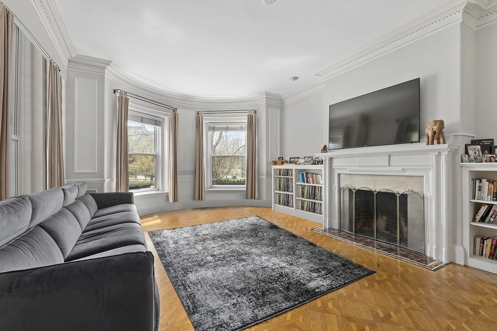 1760 Beacon St, Brookline