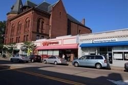 162 E Side Pkwa, Newton