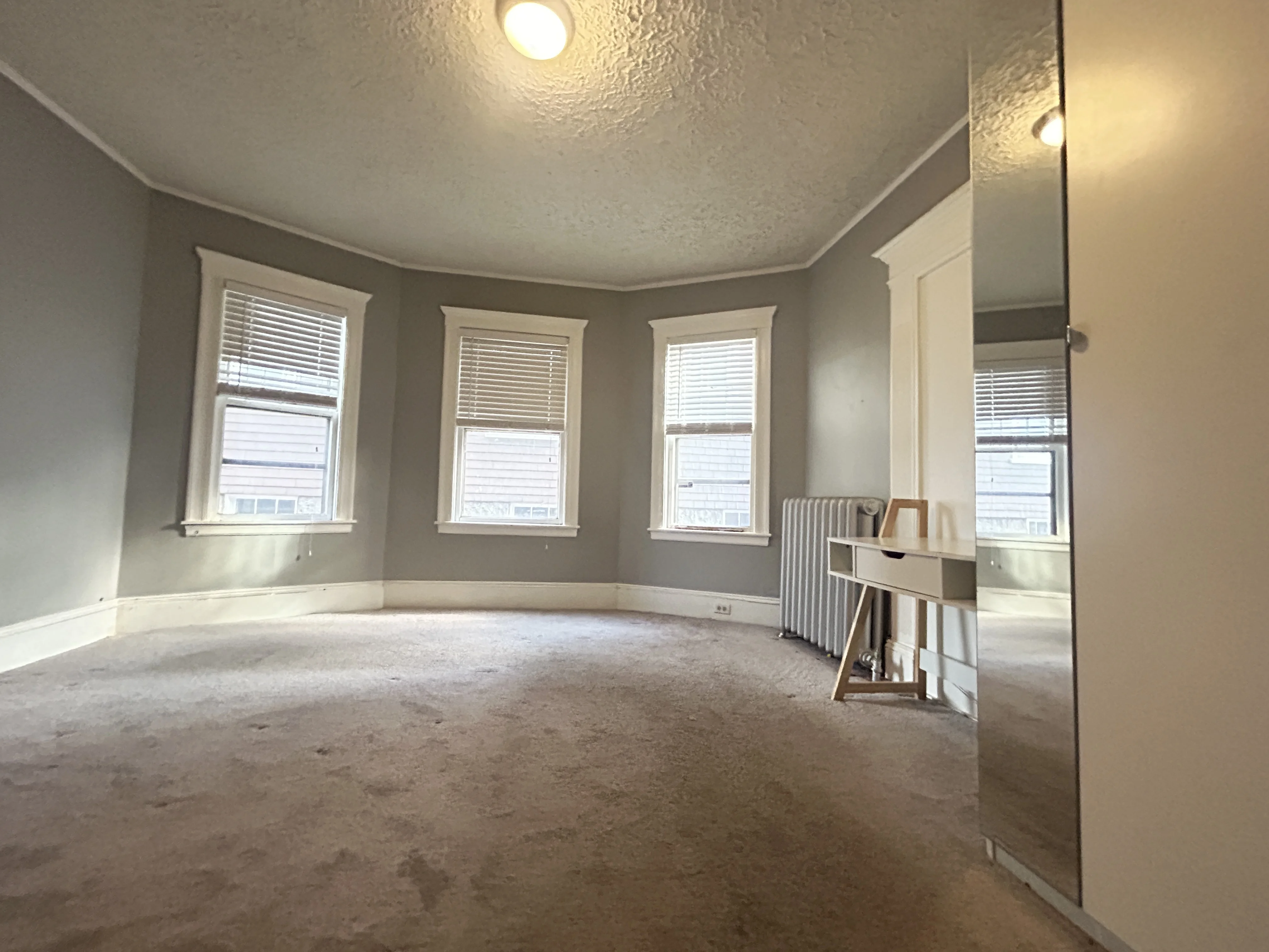 32 Iffley Rd, Jamaica Plain