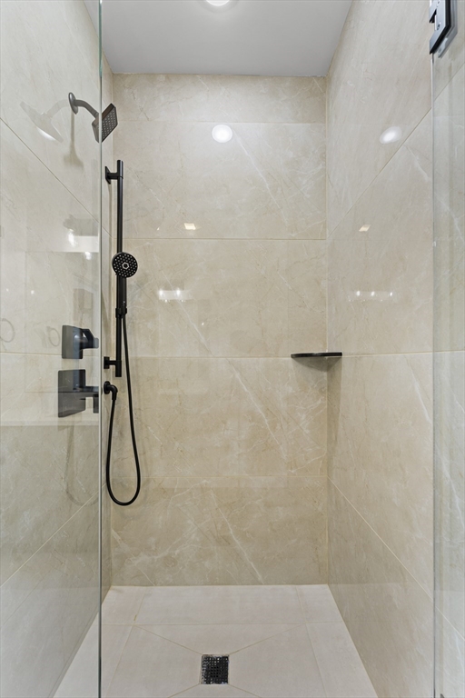 115 Thurston St, Winter Hill