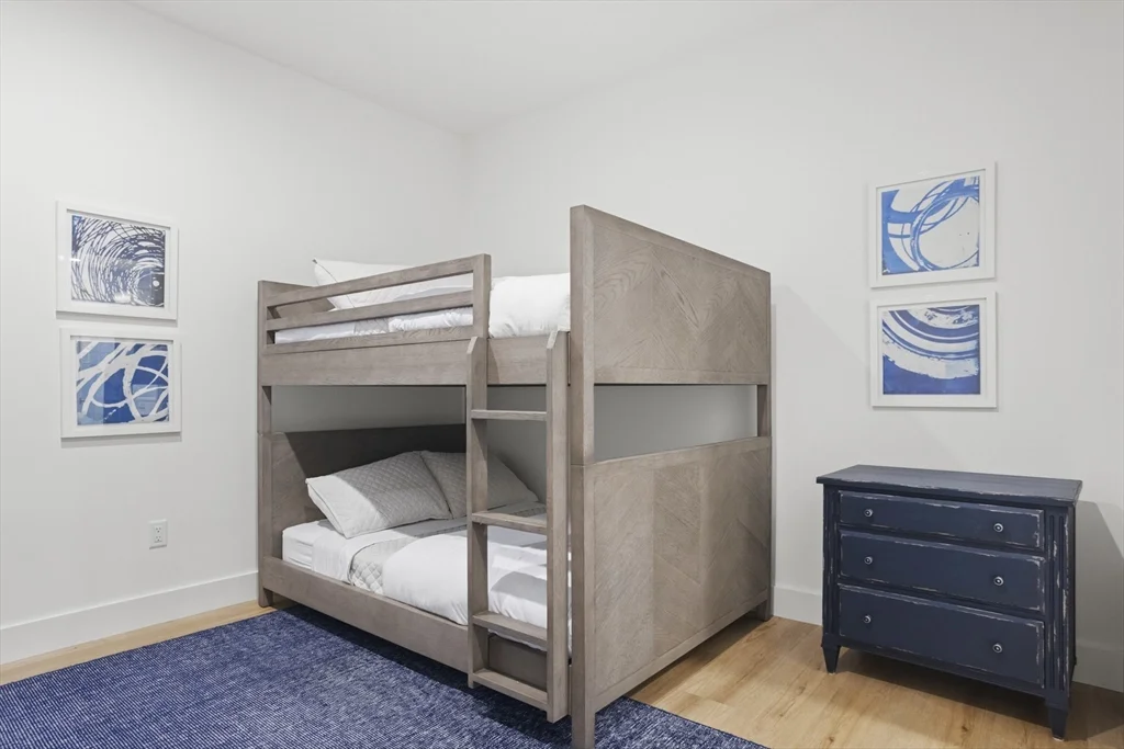 13B Gingy Ln, Nantucket