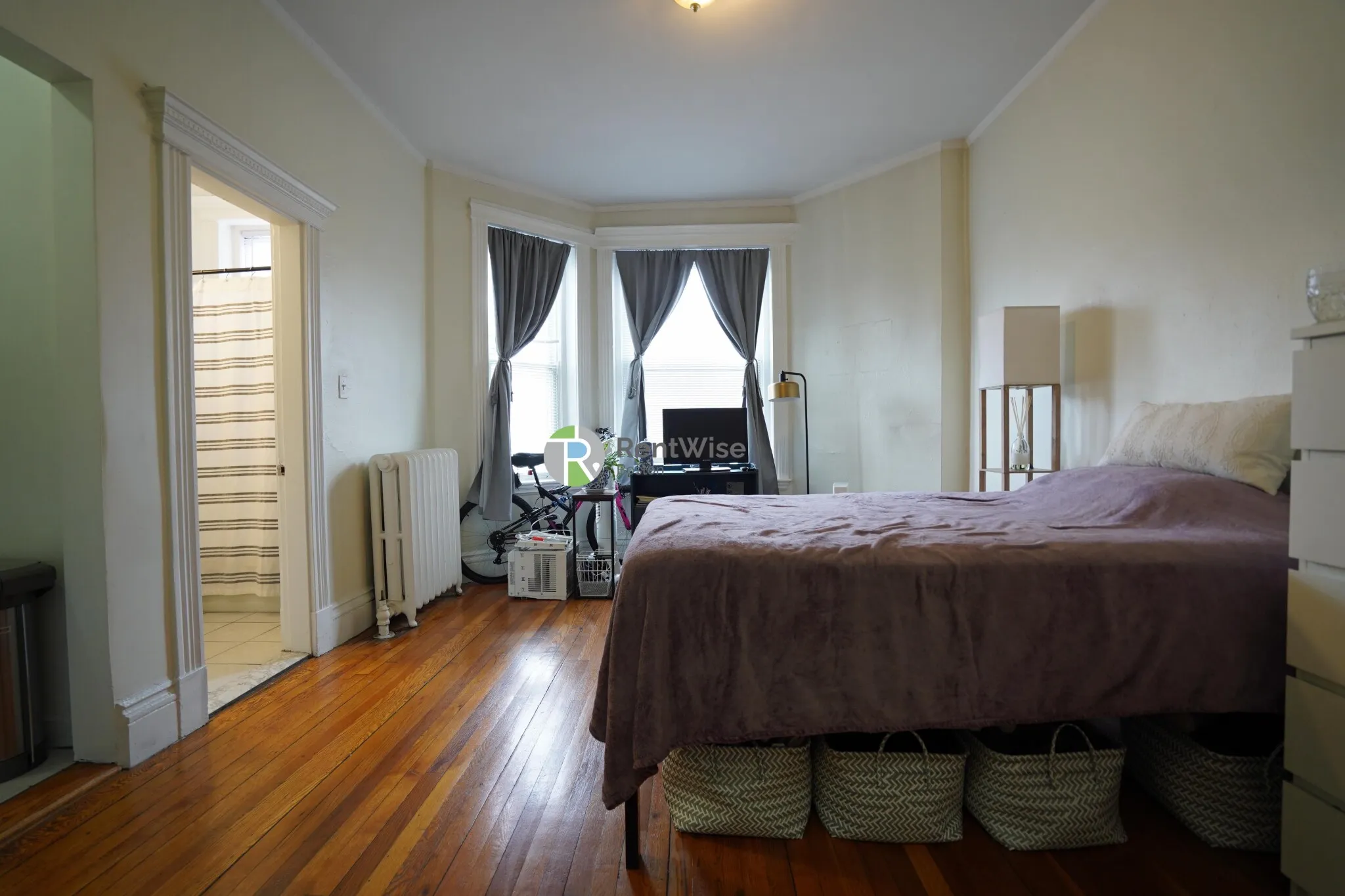 1302 Commonwealth Ave, Allston