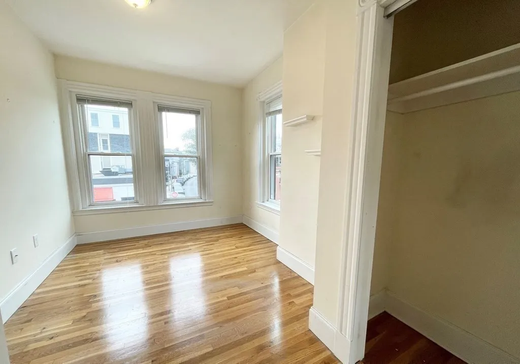 92 L St, South Boston