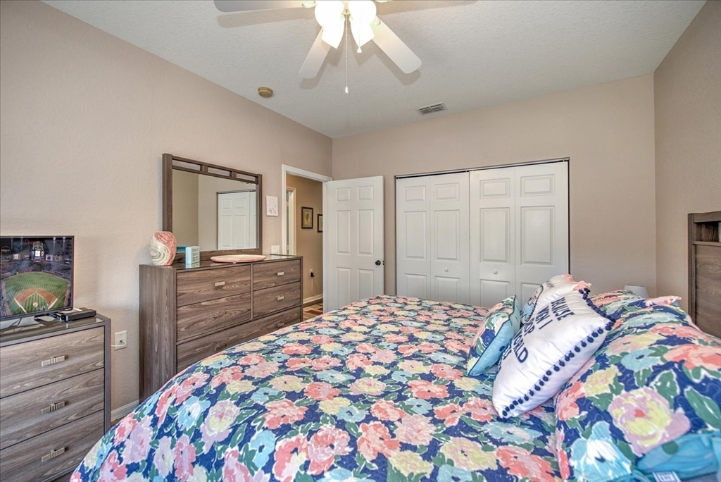 1757 Concordia Lake Circle, Cape Coral