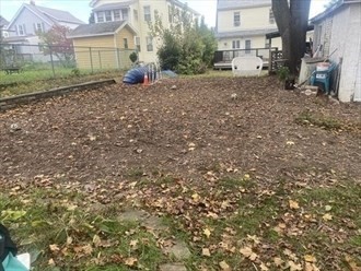 75 Lexington St, Watertown