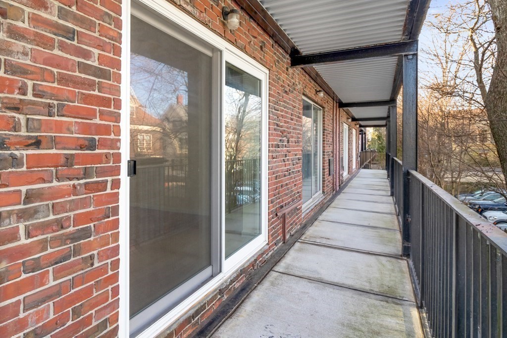 59 St Paul St, Brookline