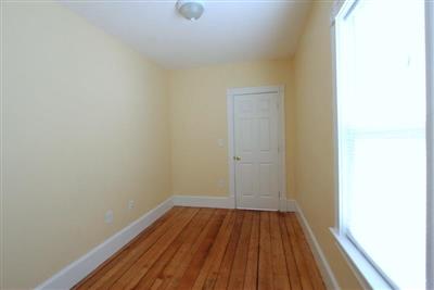 6 White Street Pl, North Cambridge