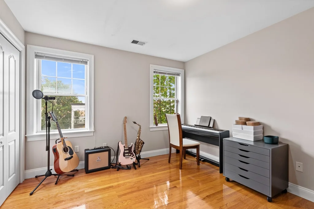 7 Fox St, Dorchester