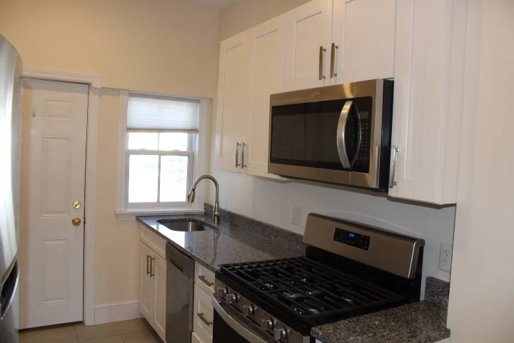 96 Middle St, Gloucester