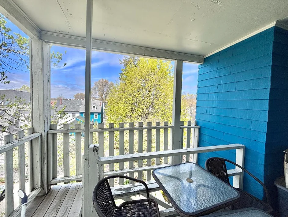 143 Thorndike St, East Cambridge