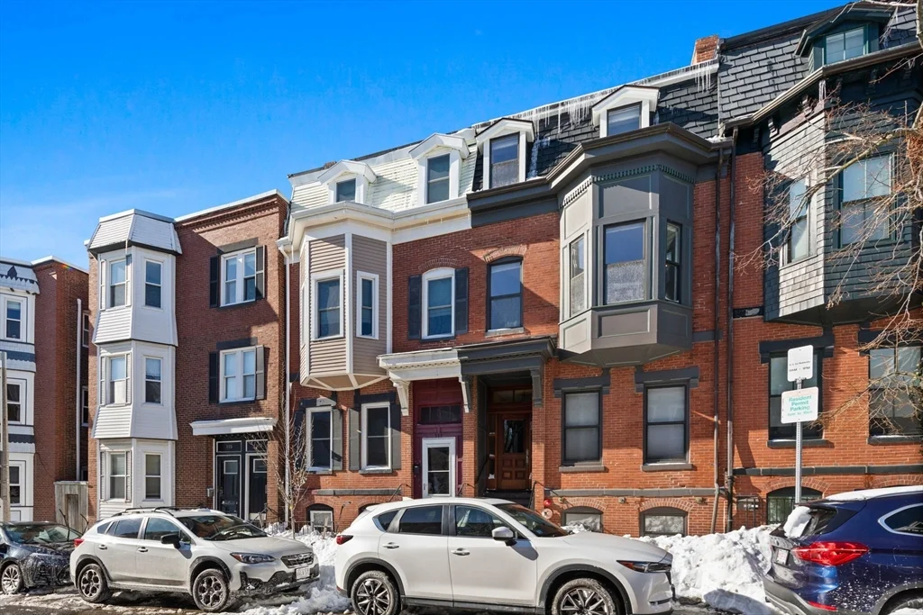 109 N St, South Boston