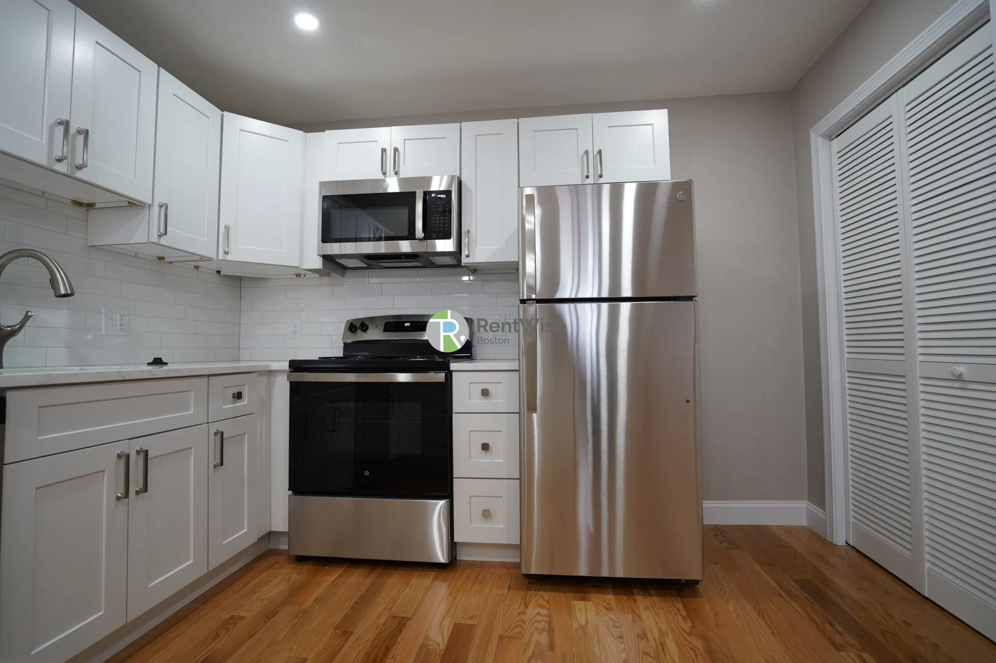 1200 Commonwealth Ave, Brighton