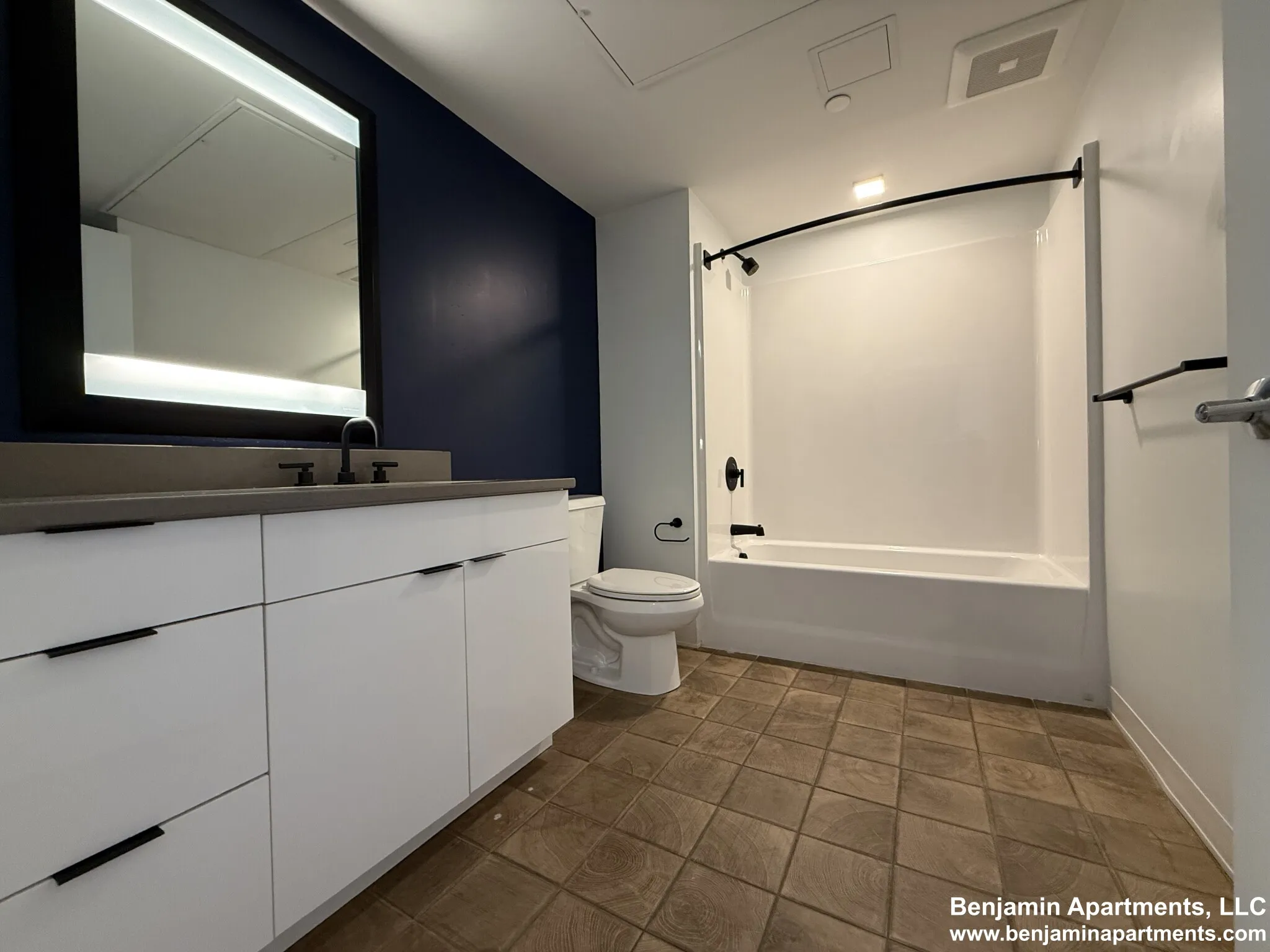 89 Brighton Ave, Allston