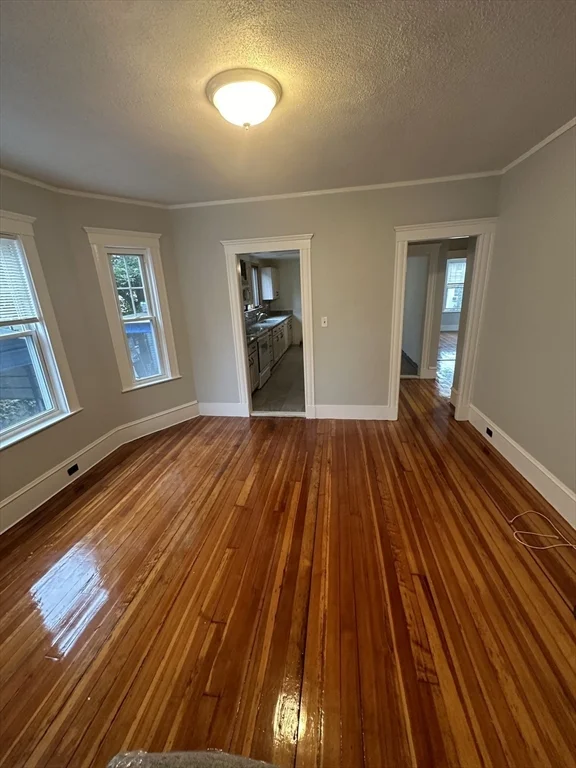 23 Valley St, Medford