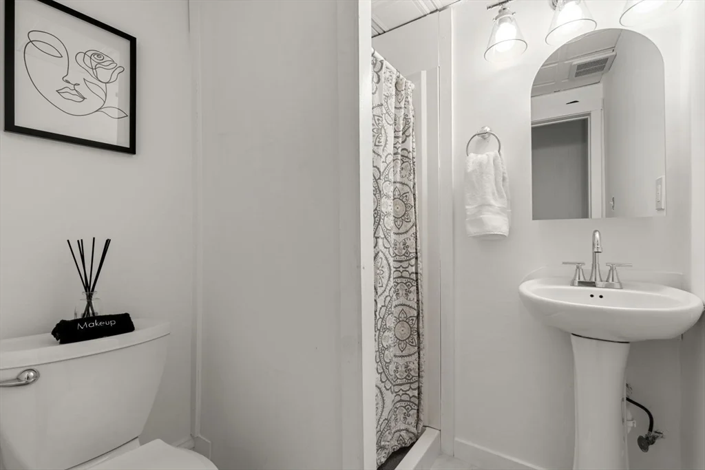 928 Dorchester Ave, Dorchester