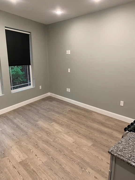 14 Yeamans St, Revere