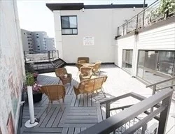 12 Stoneholm St, Fenway
