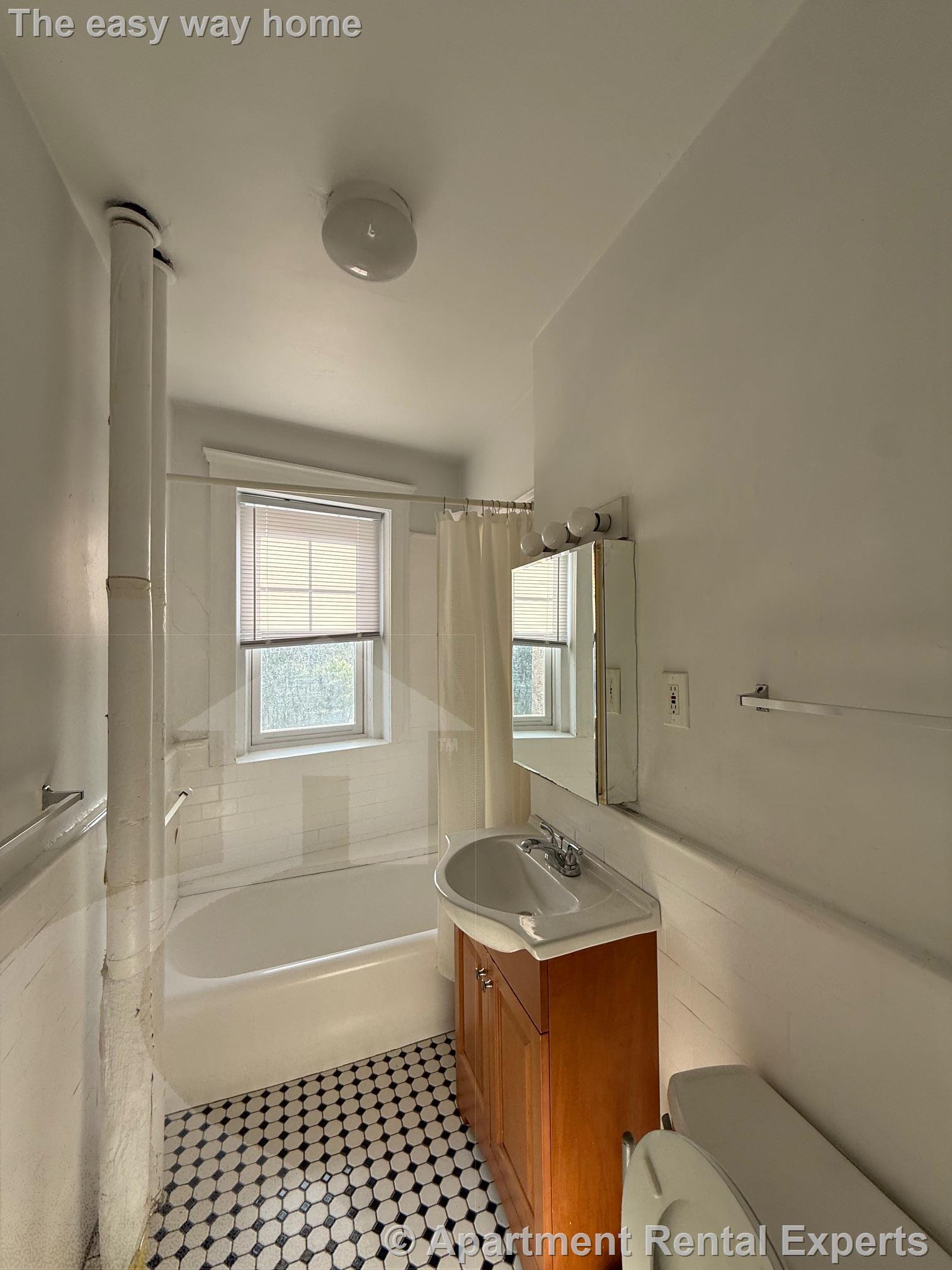 1558 Massachusetts Ave, Harvard Square