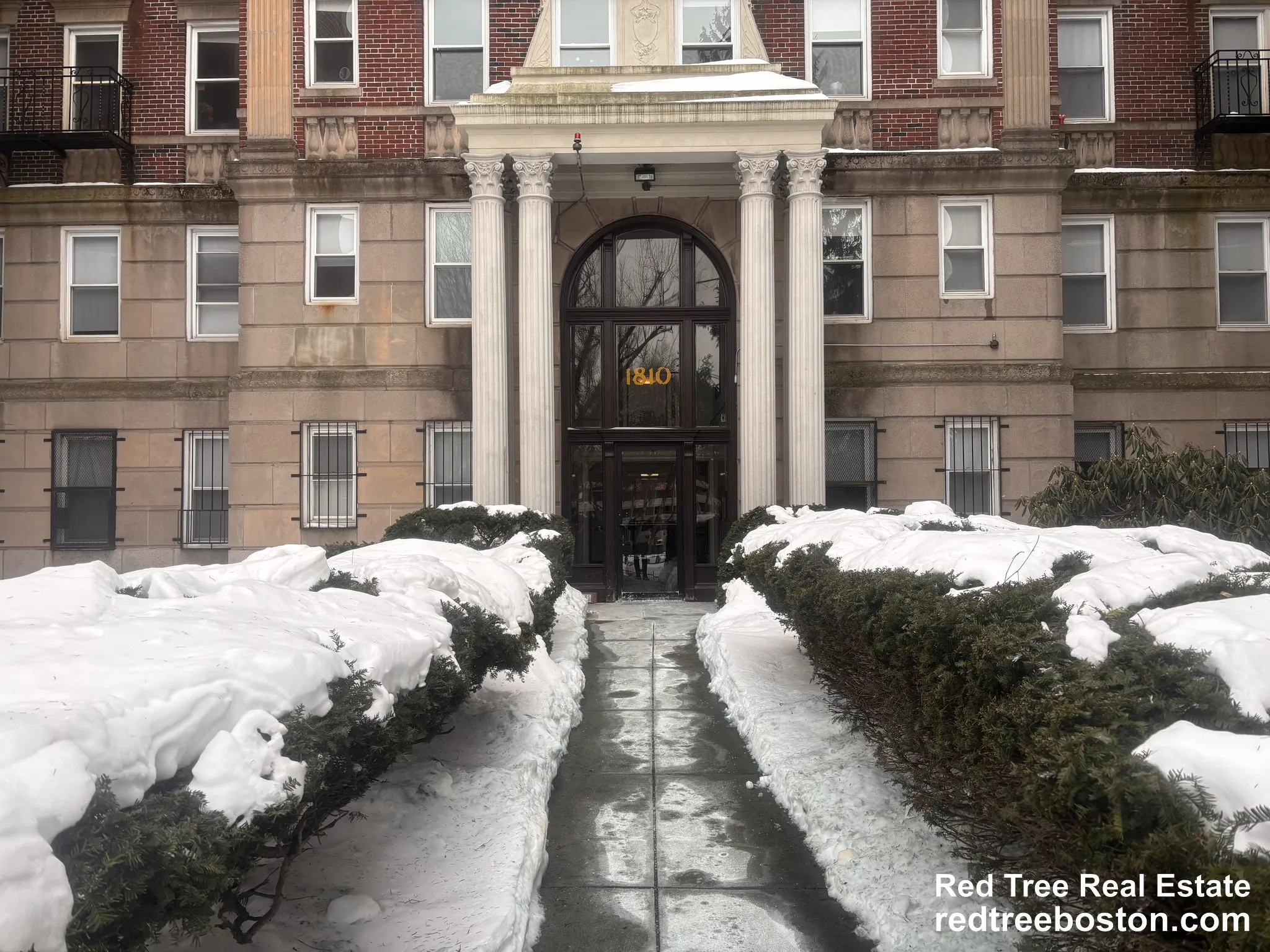 1810 Commonwealth Ave, Brighton