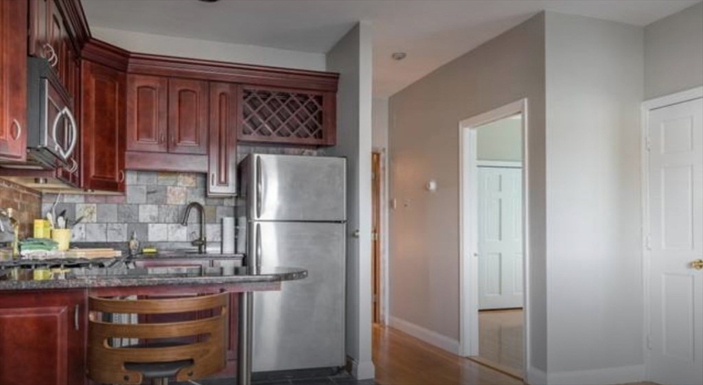 137-139A Dorchester St, South Boston's Dorchester Heights