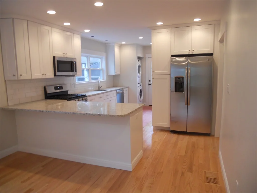160 Weston St, Waltham