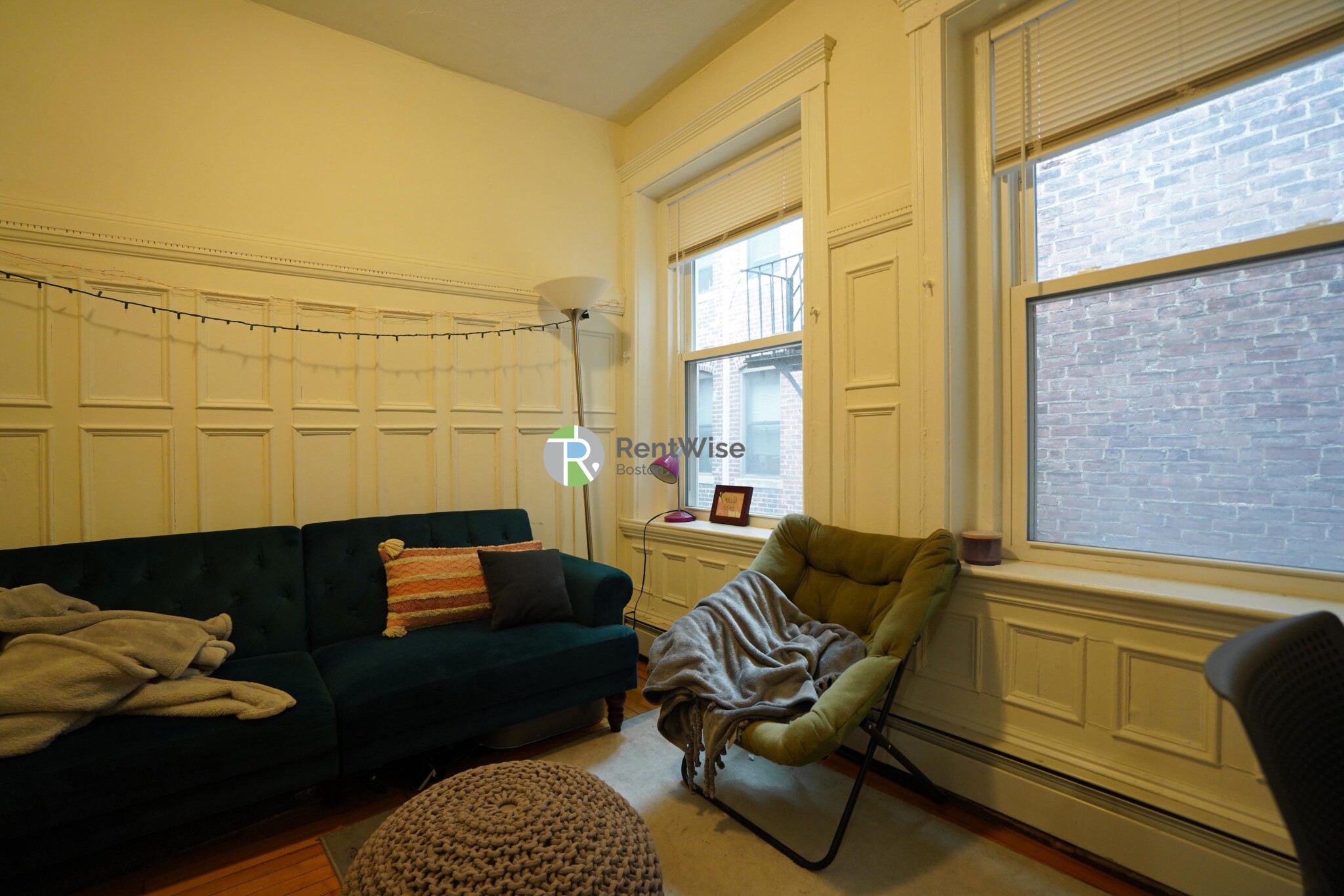 1322 Commonwealth Ave, Brighton