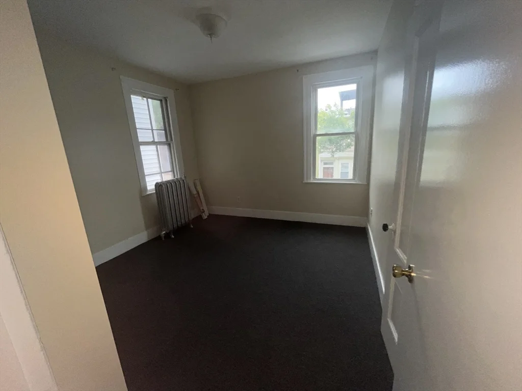 194-1/2 Lexington St, East Boston