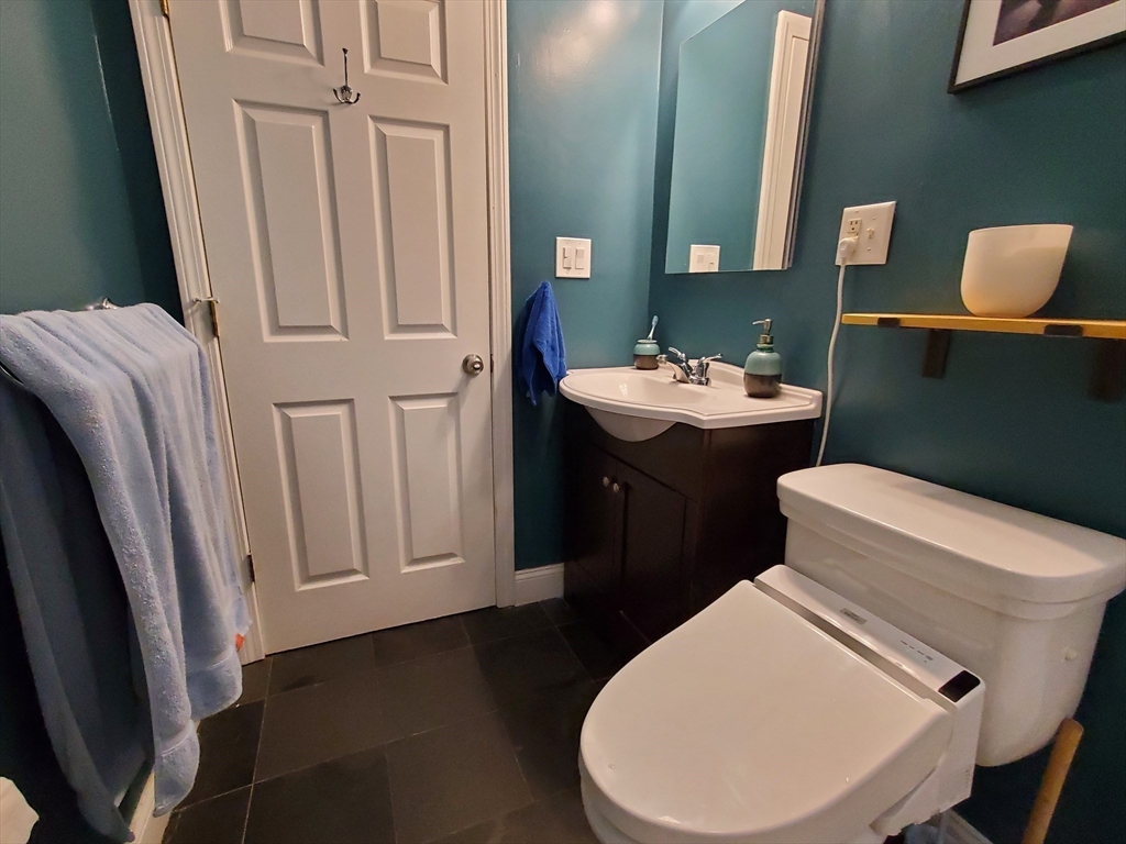 11 Juliette, Dorchester