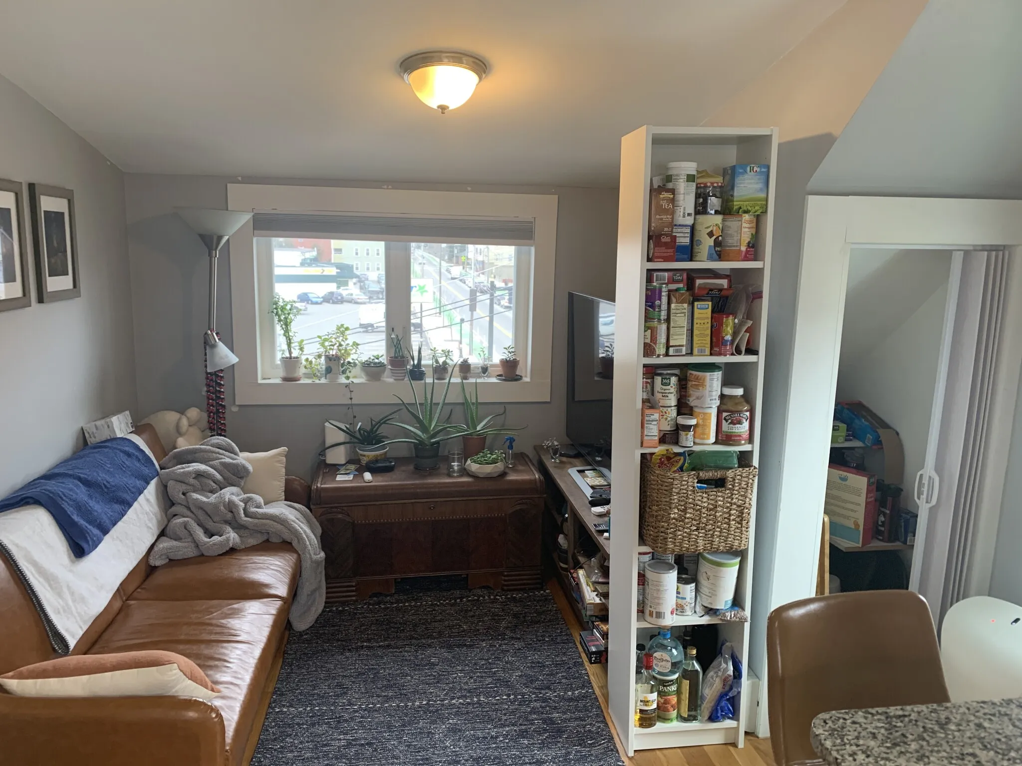 287 Beacon St, Ward Two