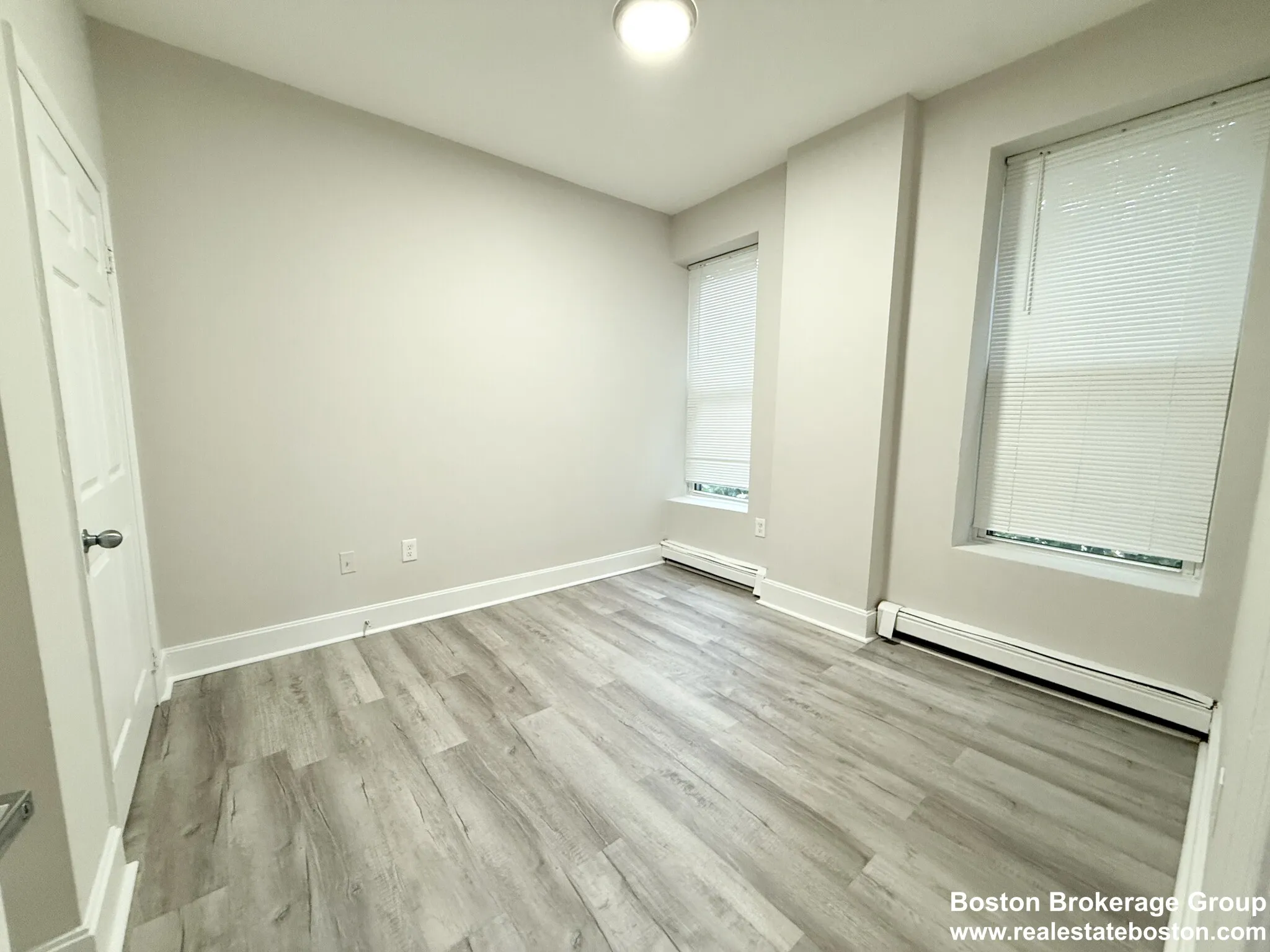 15 Ruggles St, Roxbury