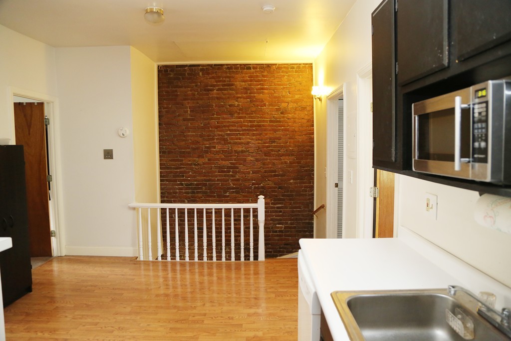 76 E Brookline St, South End