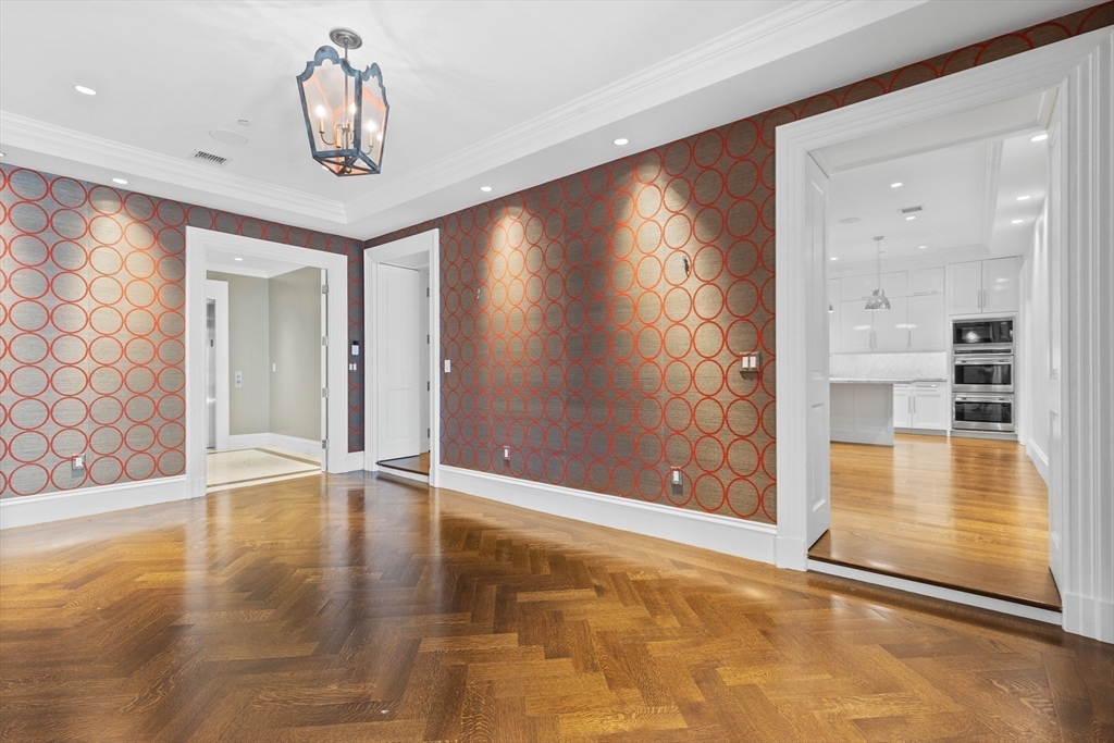 409 Commonwealth Ave, Back Bay