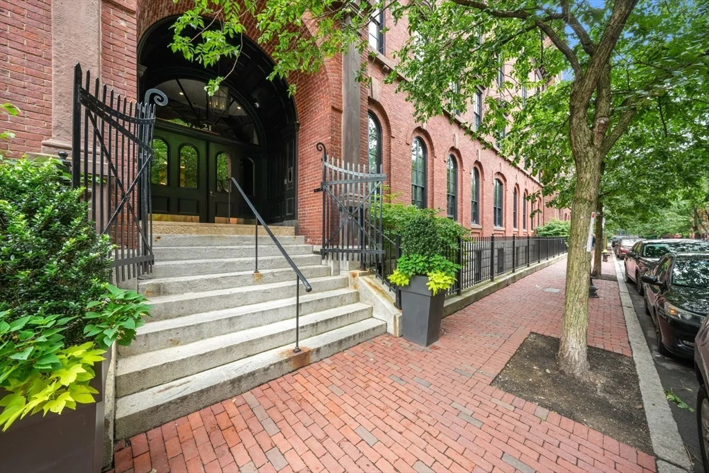 21 Father Francis Gilday, South End