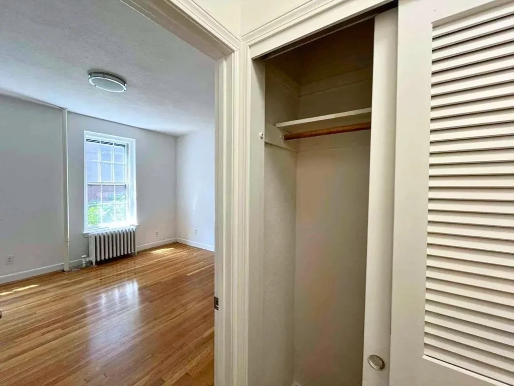 11 Cazenove, South End