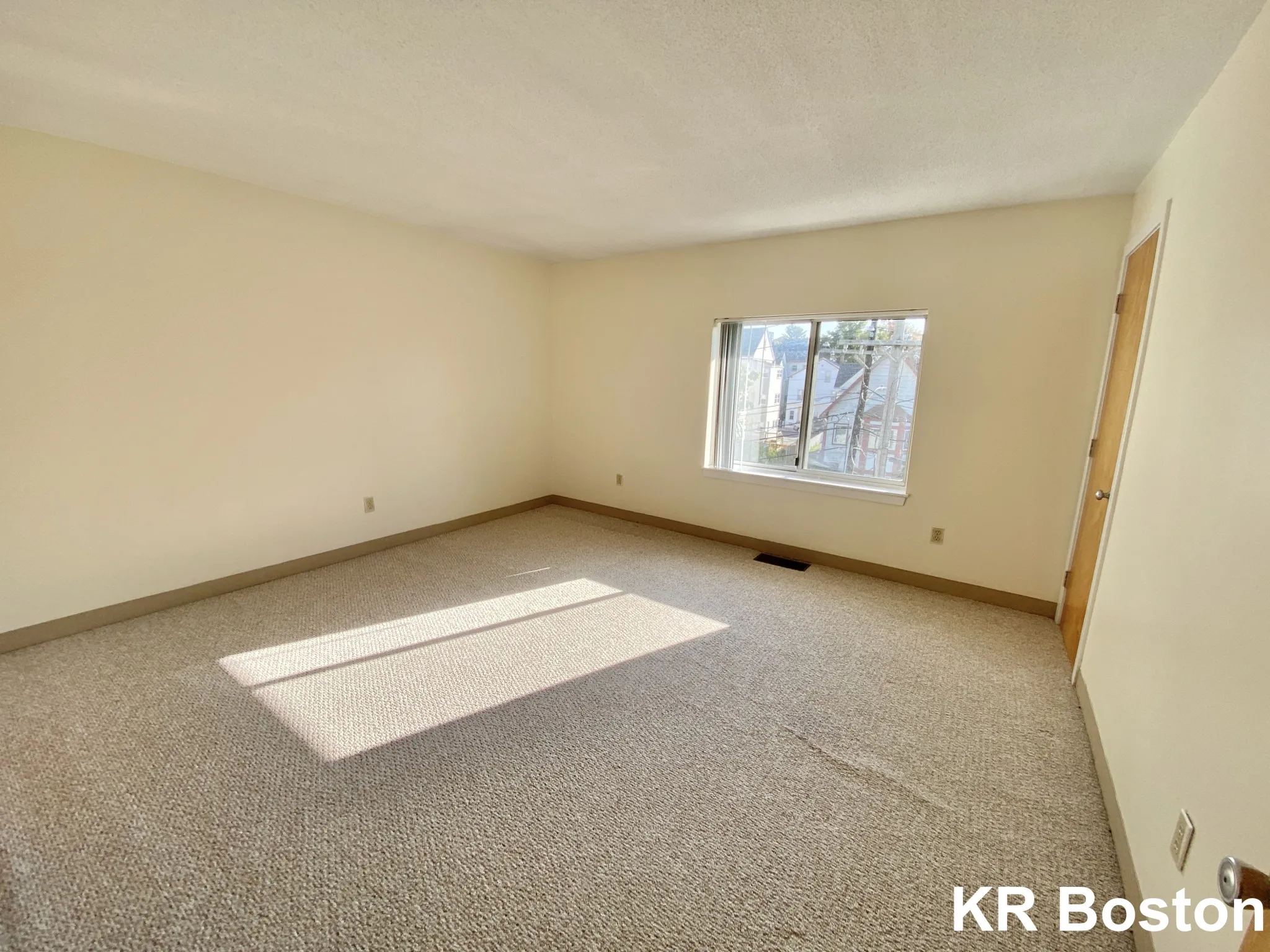 148 North Beacon St, Brighton