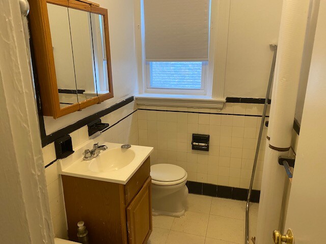 1810 Commonwealth Ave, Brighton