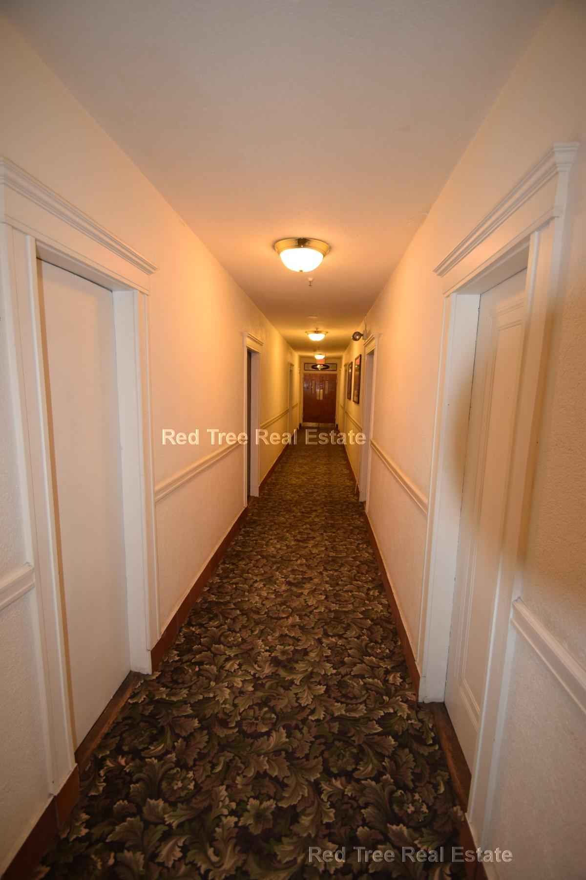 117 Park Dr, Fenway