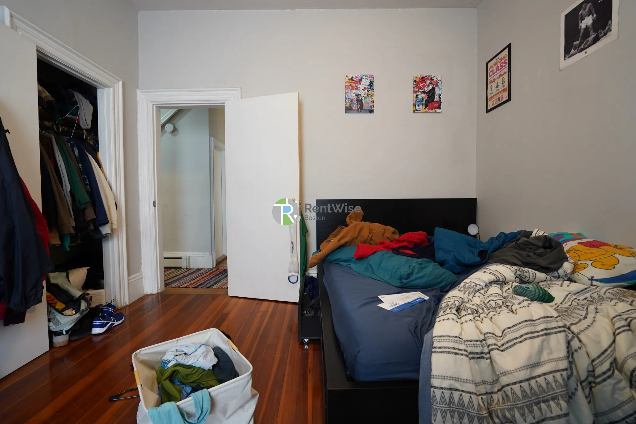 172 Bigelow St, Oak Square