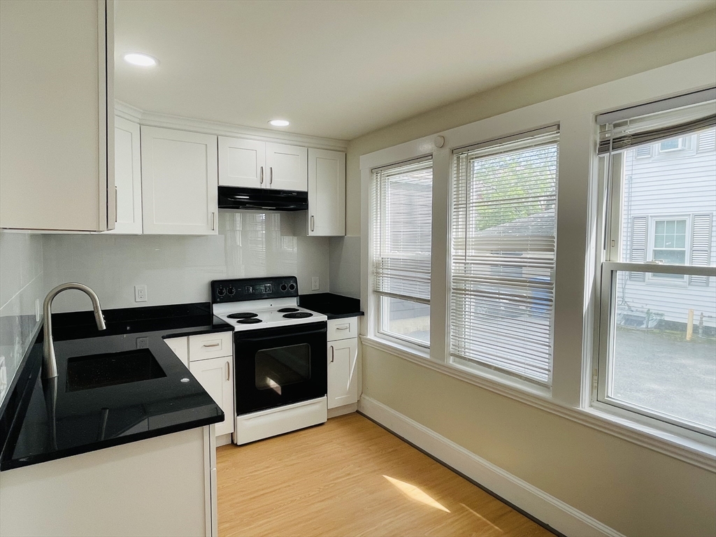 144 School St, Waltham