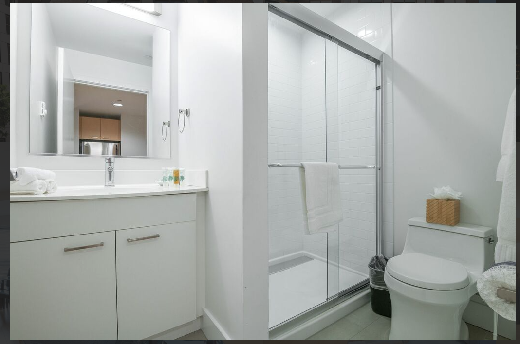 1085 Boylston St, Fenway