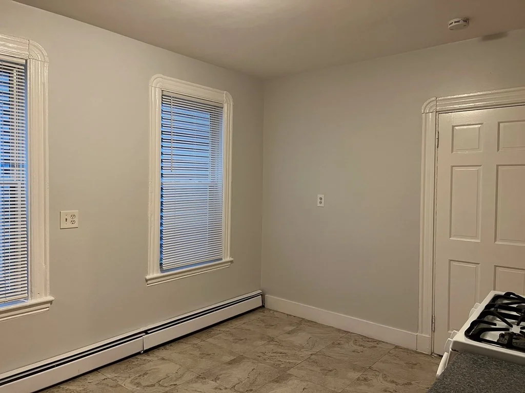 3 Carson St, Dorchester