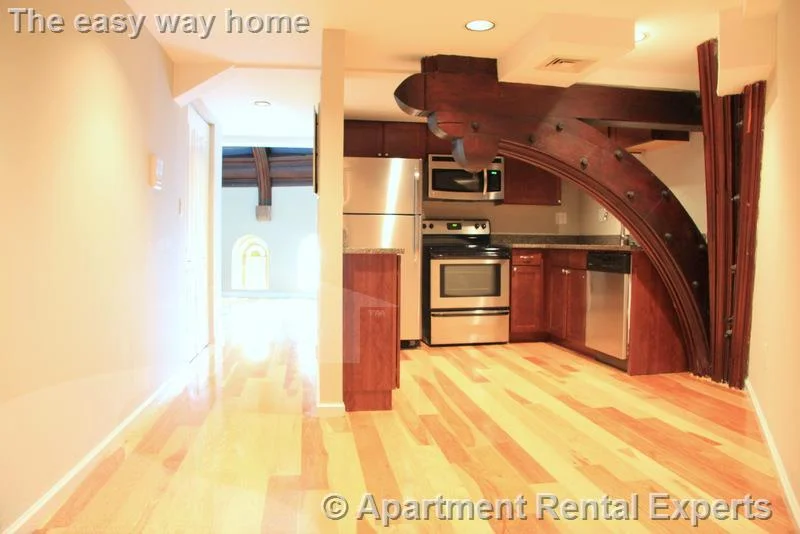 17 Bow St, Union Square