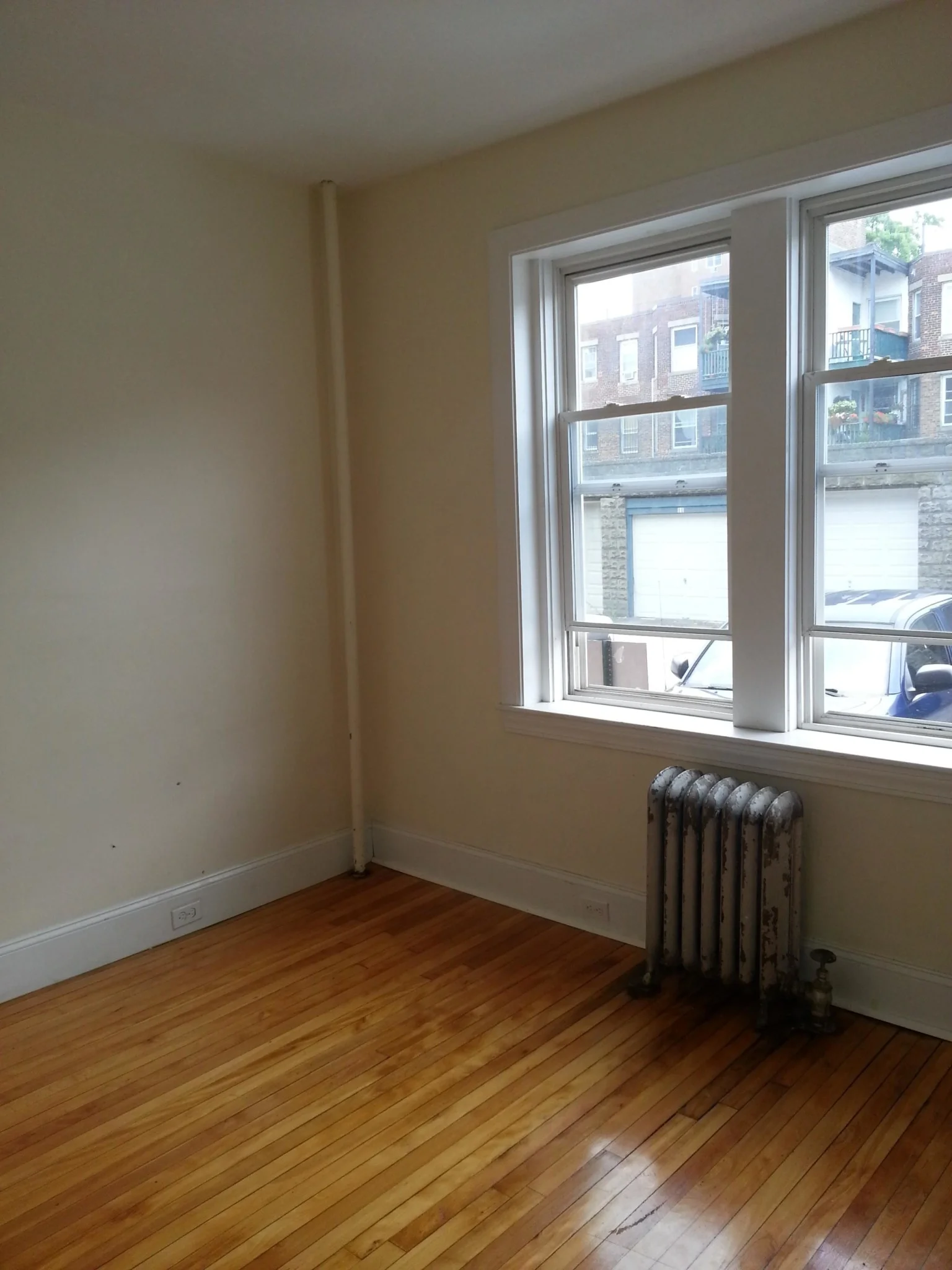 66 Egmont St, Coolidge Corner