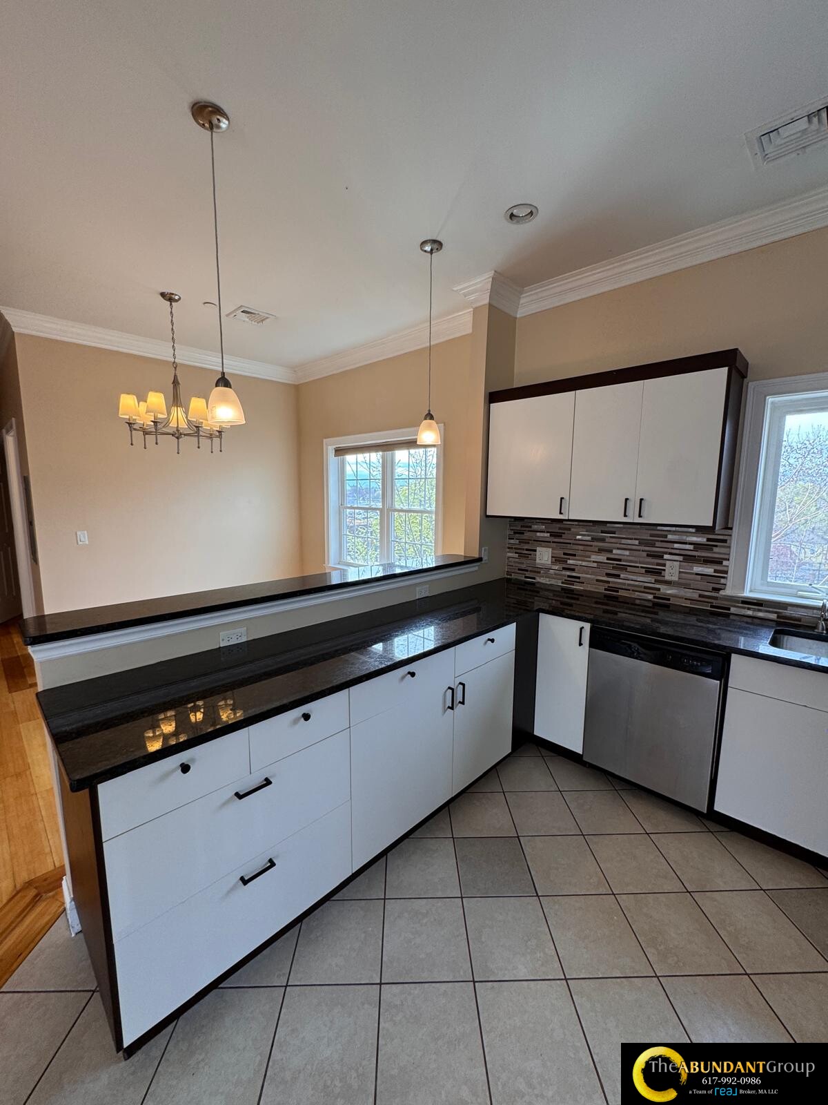 473 Revere Beach Pkwa, Revere