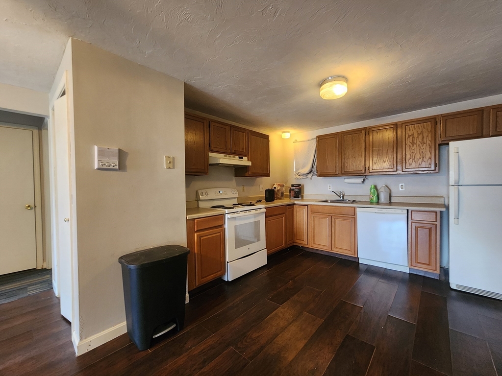 199 Perry, Worcester