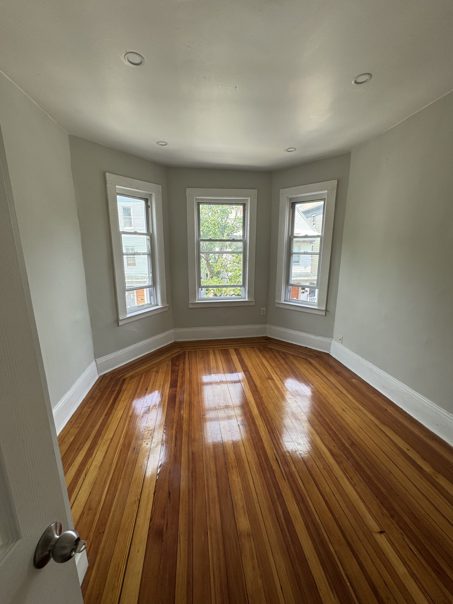 11 Anson St, Jamaica Plain